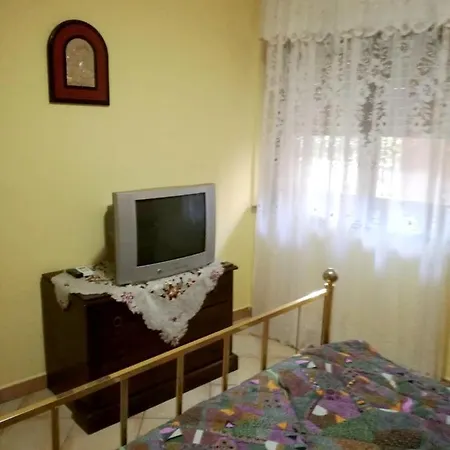 Charming In With Garden View * Монтесильвано